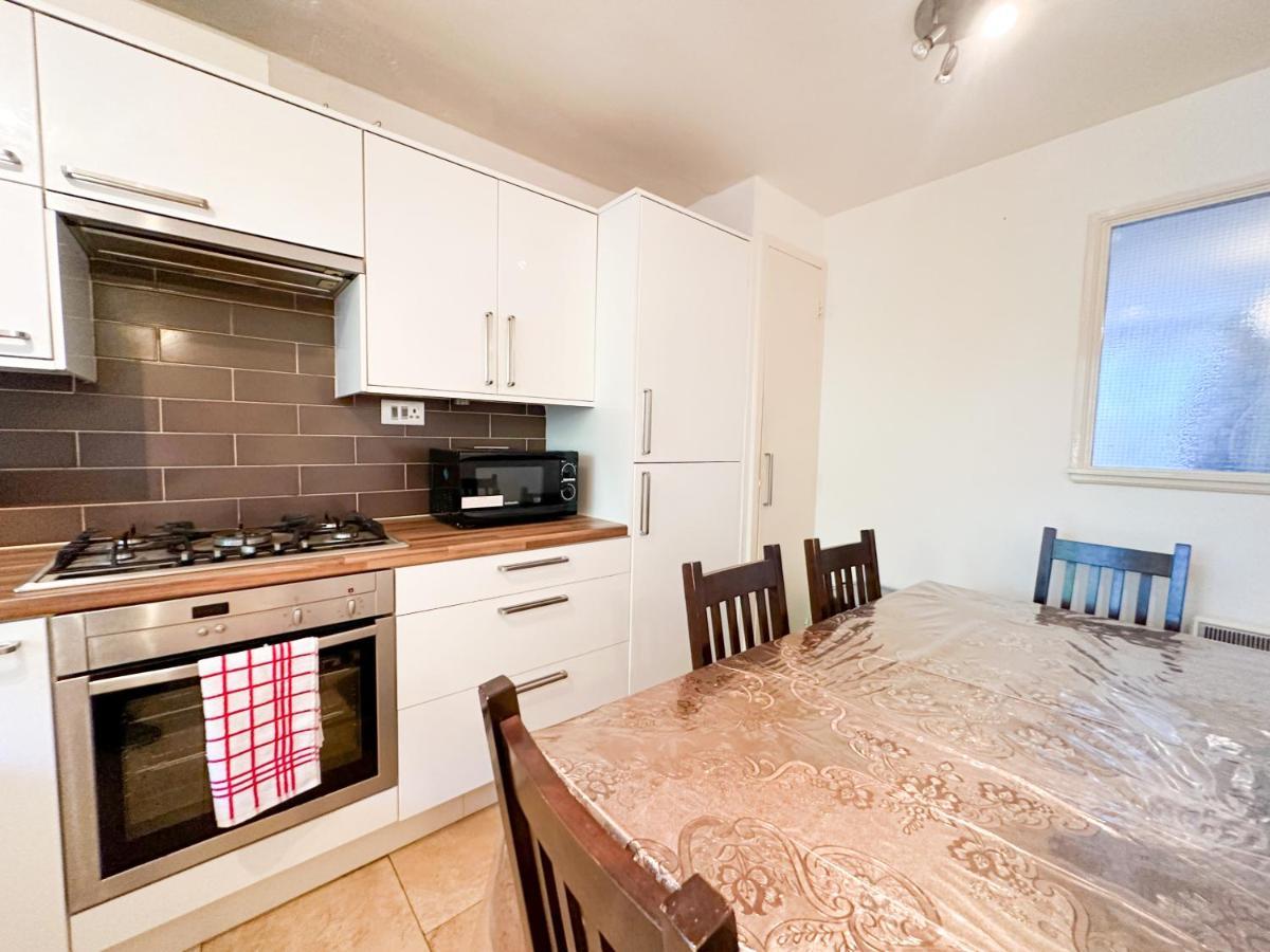 Apartamento 36 O'Leary Square Londres Exterior foto